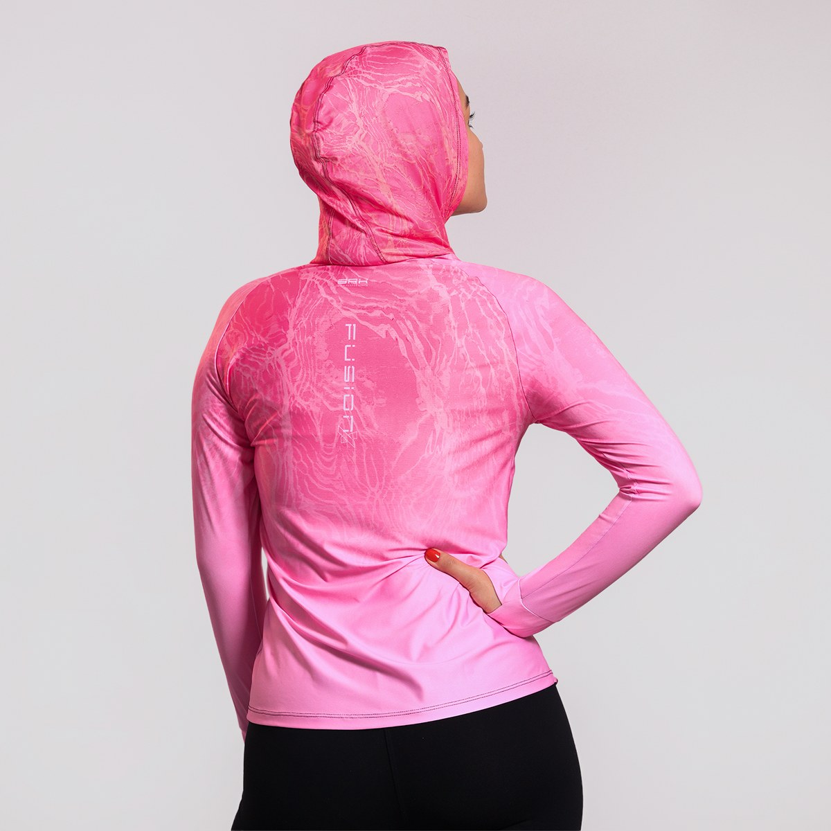 Camisa FusionX Feminina Brk Clean Efeito Água Rosa com Capuz e Proteção Solar UV50+ - Brk Fishing