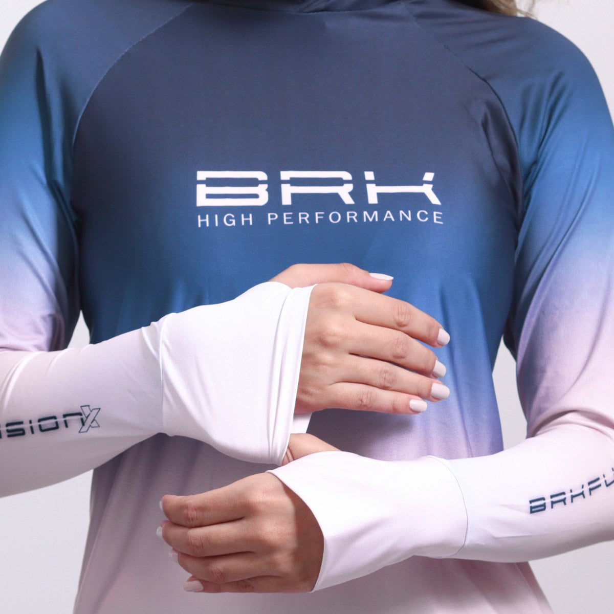 Camisa FusionX Feminina Brk Clean Degradê Azul Bege com Capuz e Proteção Solar UV50+ - Brk Fishing