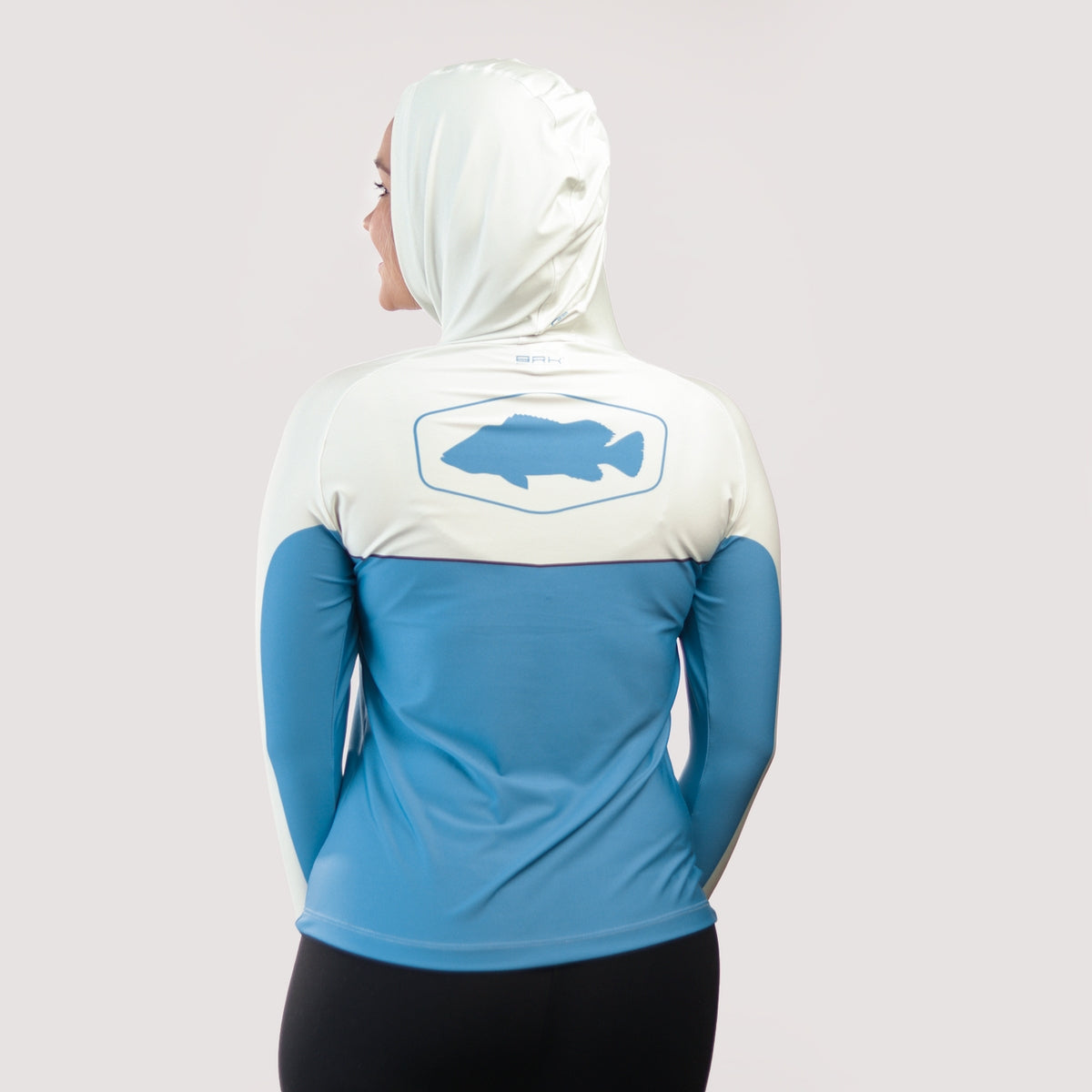 Camisa de Pesca Feminina Brk com Capuz Hybrid Bege com Azul com Proteção Solar UV50+ - Brk Fishing