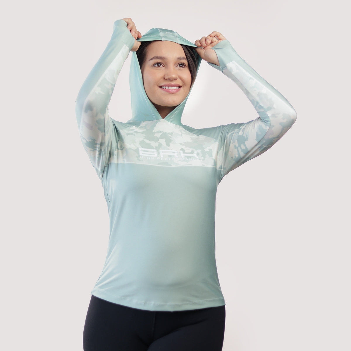 Camisa de Pesca Feminina Brk com Capuz Hybrid Camu Selva com Proteção Solar UV50+ - Brk Fishing