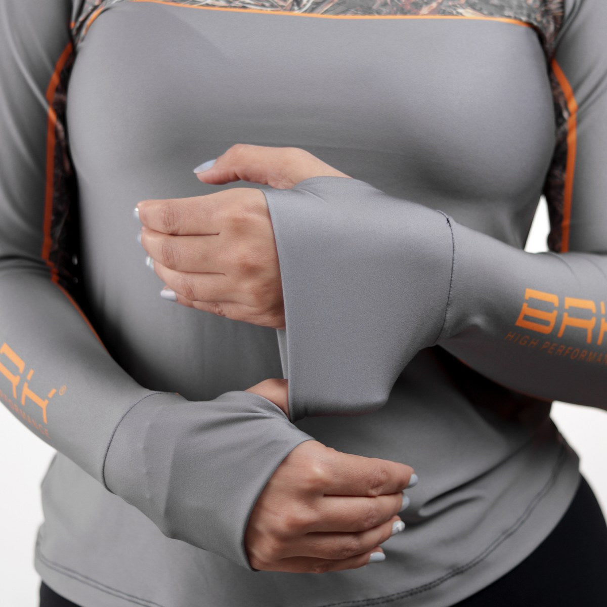 Camisa de Pesca Feminina Brk com Capuz Hybrid Real Tree Fishing com Proteção Solar UV50+ - Brk Fishing