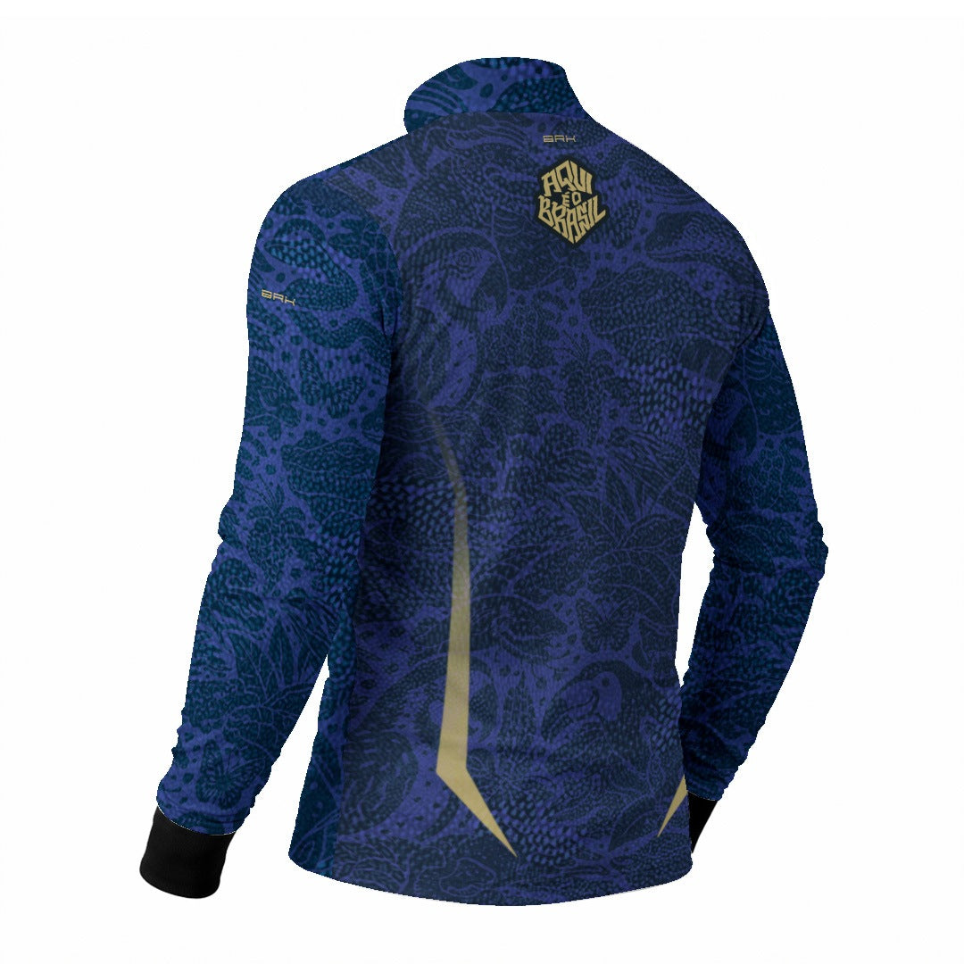 Camisa Brk Aqui é o Brasil Folhagem Sutil Azul Royal com Proteção UV50
