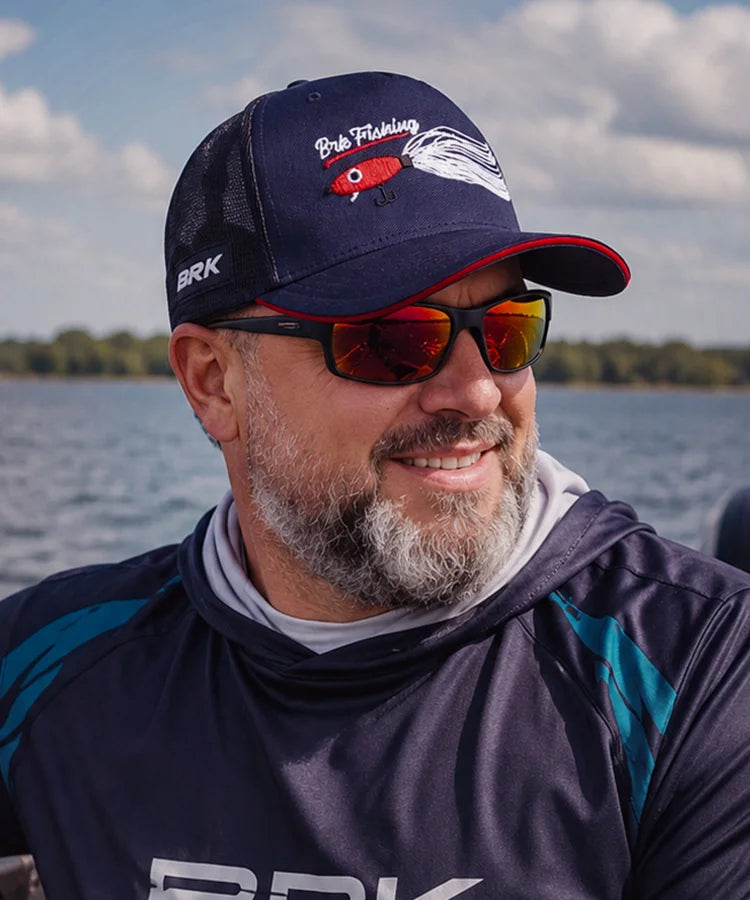 Boné de Pesca Brk Fishing Azul Isca Jig Vermelha