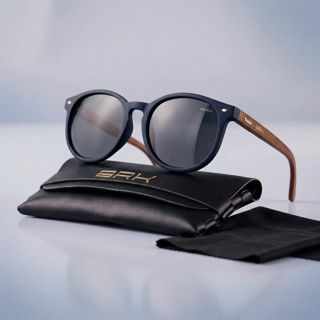 Óculos de Sol Brk Arredondado Azul Escuro com Haste em Madeira com Lente Polarizada Cinza UV400