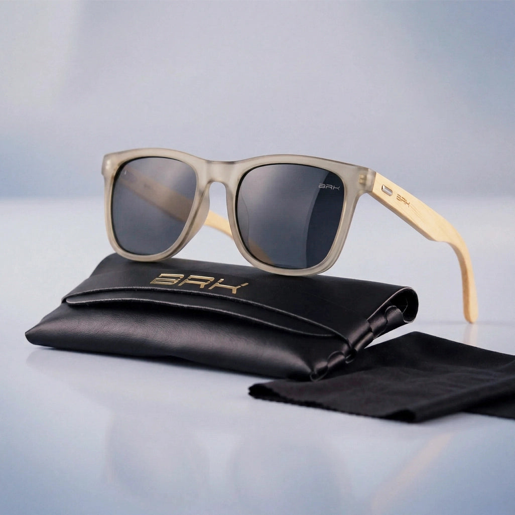 Óculos de Sol Brk Óculos de Sol BRK Quadrado Cinza Translúcido com Haste em Bambu e Lente Polarizada Cinza UV400