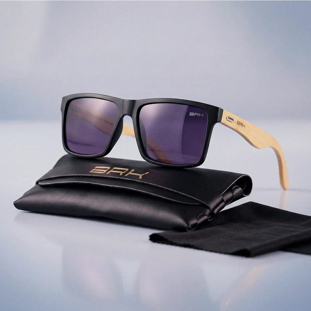 Óculos de Sol Brk Quadrado Preto com Haste em Bambu e Lente Polarizada Roxa Espelhada UV400