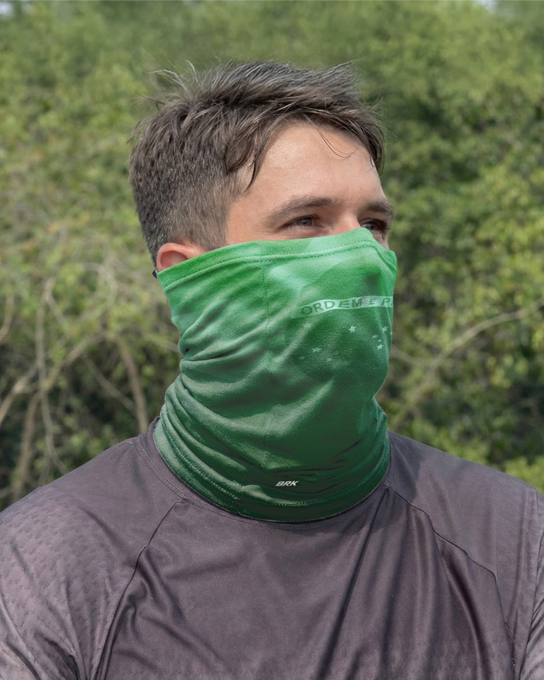 Bandana Tubeneck Brk Verde Com Bandeira do Brasil com UV50+