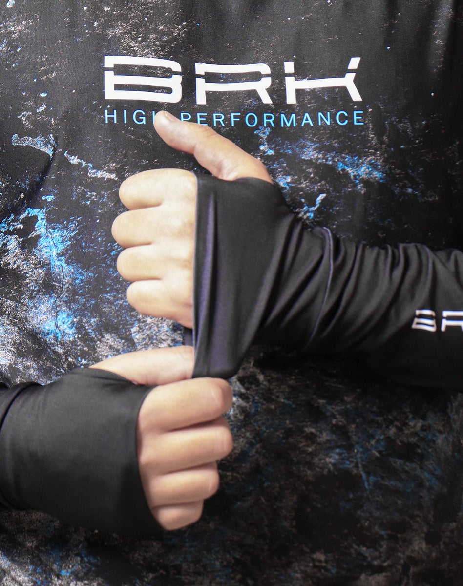 Camisa FusionX Brk Galaxy Preta e Azul com Capuz e Proteção UV50+ - Brk Fishing
